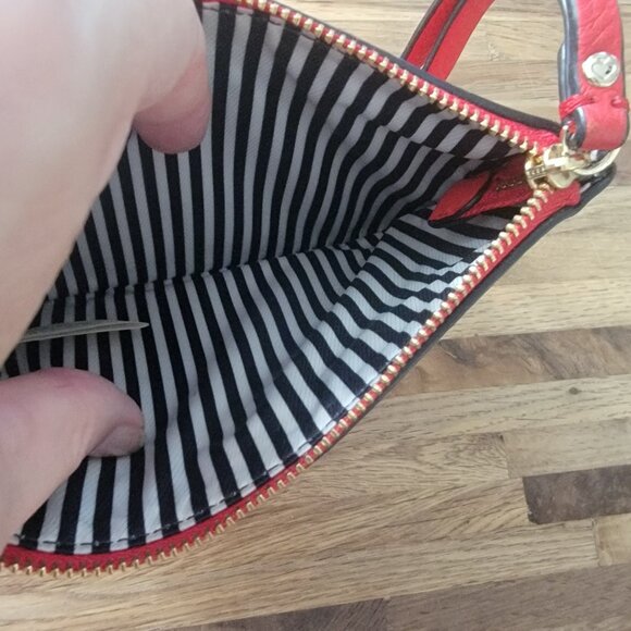 Kate Spade Cobble Hill Bee Red Wristlet/Clutch - Picture 6 of 10